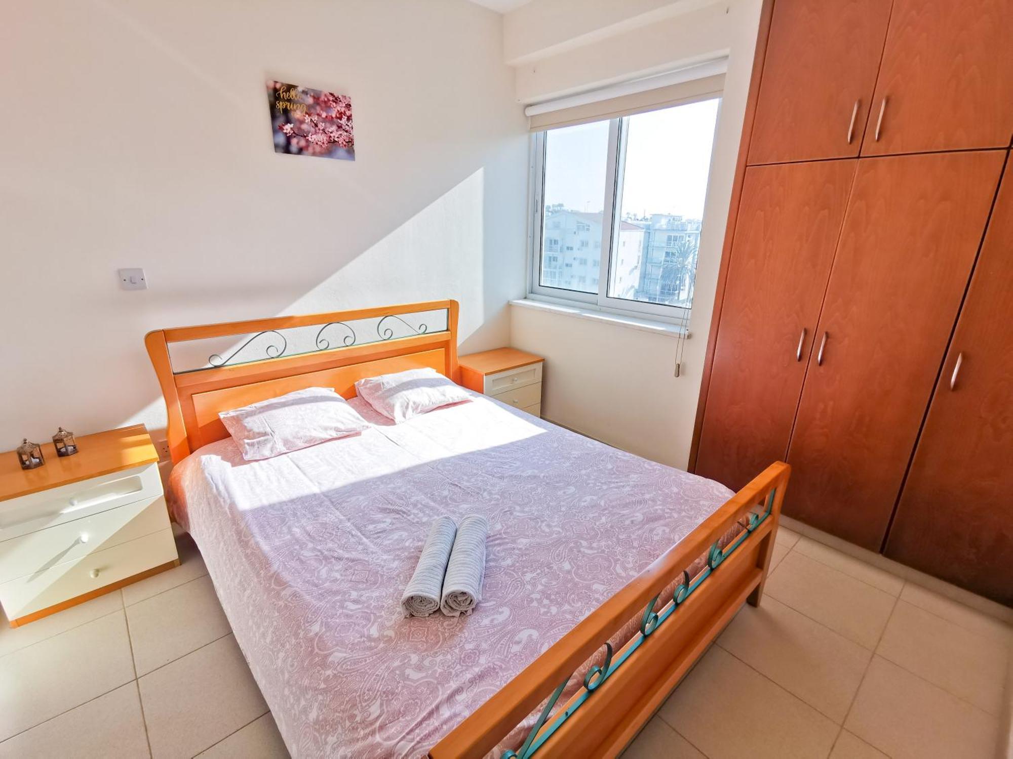 License To Chill Apartment Larnaca Bagian luar foto